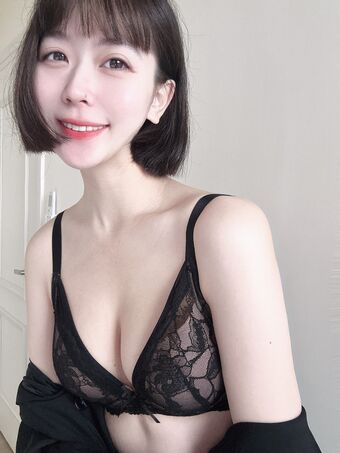 芳岑老師 Teacher Gina