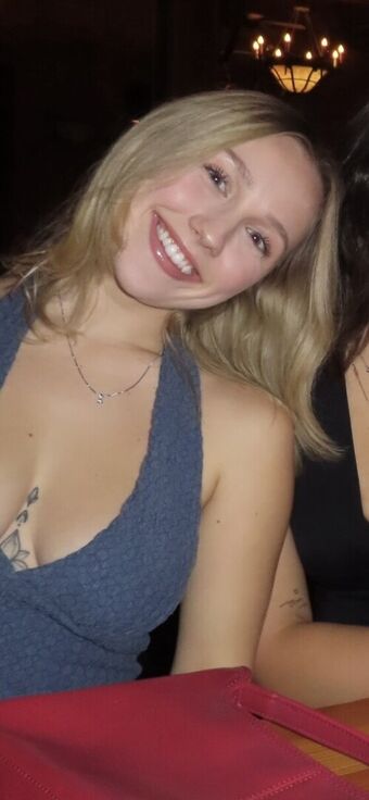 Tessa Conway / tessalconway tessa.conway Nude Leaks OnlyFans Photo 8