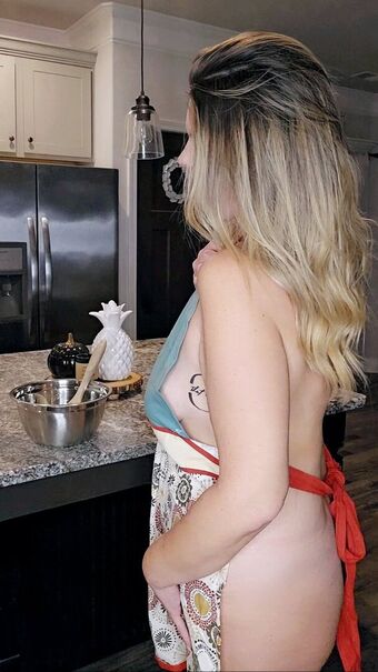 Thathotcoupleinga