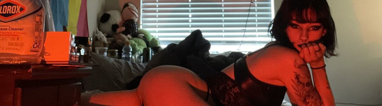 ThatSwagGoth Nude Leaks OnlyFans Photo 4
