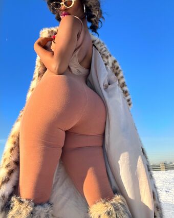 Thefricanbeauty / africann.beauty / esosatheafricanbeauty