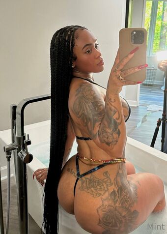 therealbombshell_mint Nude Leaks OnlyFans Photo 36