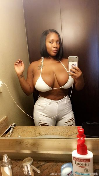 therealchanellealicia Nude Leaks OnlyFans Photo 11