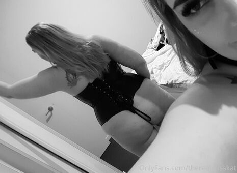 therealmisskat Nude Leaks OnlyFans Photo 34