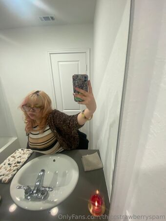 thiccstrawberryspam