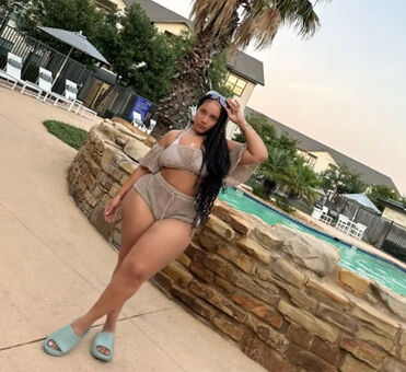 Thick Baddie
