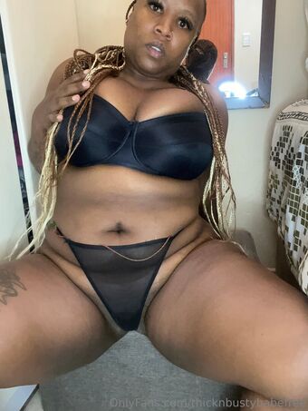 thicknbustybabefree Nude Leaks OnlyFans Photo 26