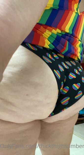 thickthighsambereyes Nude Leaks OnlyFans Photo 9