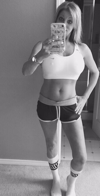 Tina Tiano Nude Leaks OnlyFans Photo 1