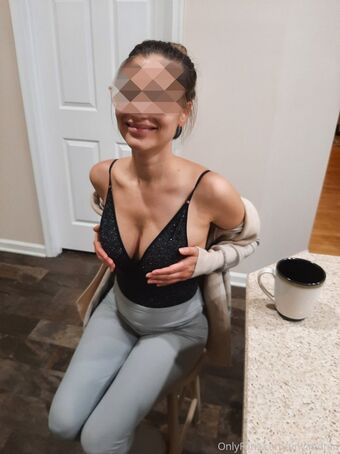 Tiny And Tan Nude Leaks OnlyFans Photo 37
