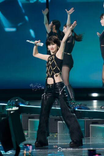 tiny.pretty.j