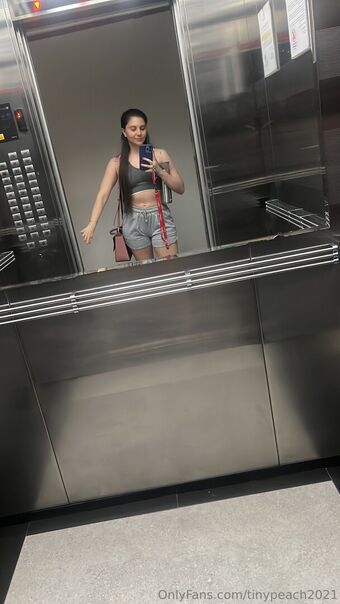 tinypeach2021 Nude Leaks OnlyFans Photo 14