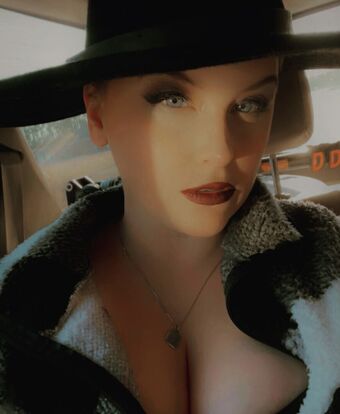 Tnbaecker Nude Leaks OnlyFans Photo 2