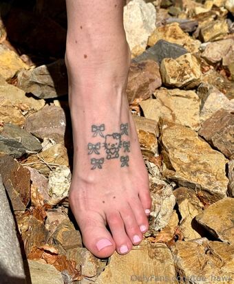 toe_hawk
