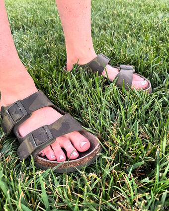 toe_hawk