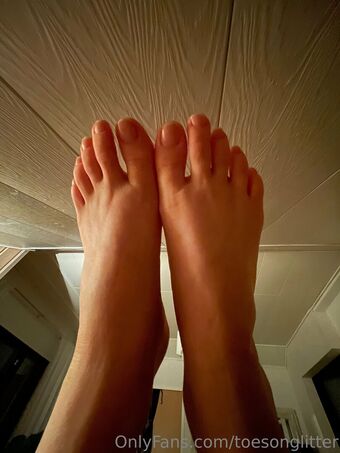 toesonglitter