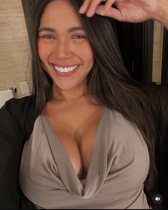 tumaiporsiacaso Nude Leaks OnlyFans Photo 2