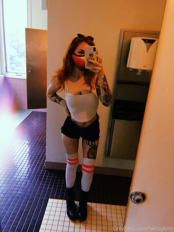 Twizzykitty