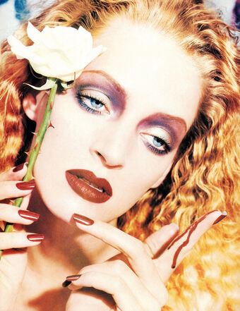 Uma Thurman Nude Leaks OnlyFans Photo 35