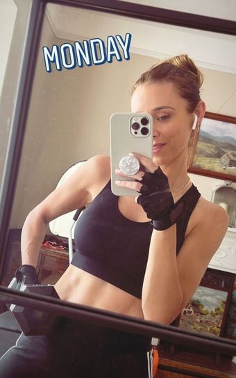 Una Healy