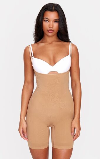 underbust Nude Leaks OnlyFans Photo 29