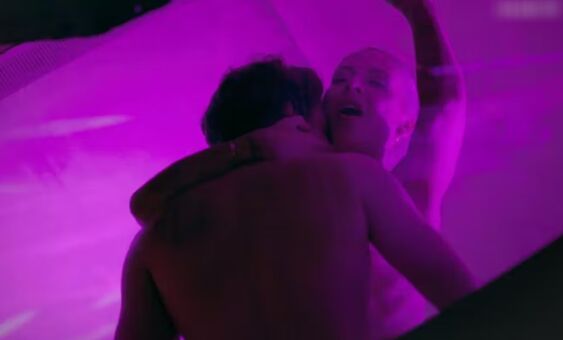 Valentina Pahde - Sunny (Serie) - Sex Szene