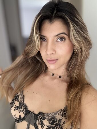 Valentinacastillo Nude Leaks OnlyFans Photo 3