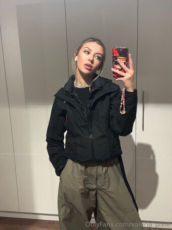 valeria_pixie
