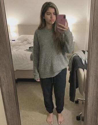 valerialipovetsky Nude Leaks OnlyFans Photo 2