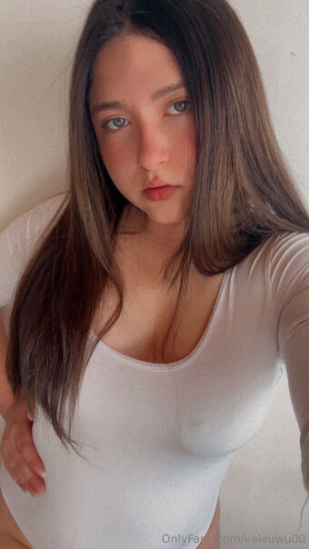 valeuwu00 Nude Leaks OnlyFans Photo 5
