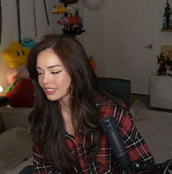 Valkyrae Nude Leaks OnlyFans Photo 737