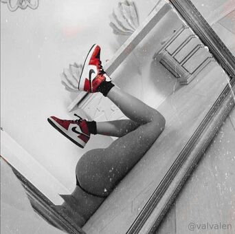valvalen Nude Leaks OnlyFans Photo 1