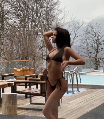 Valya Karnaval