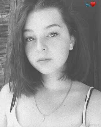 valya_