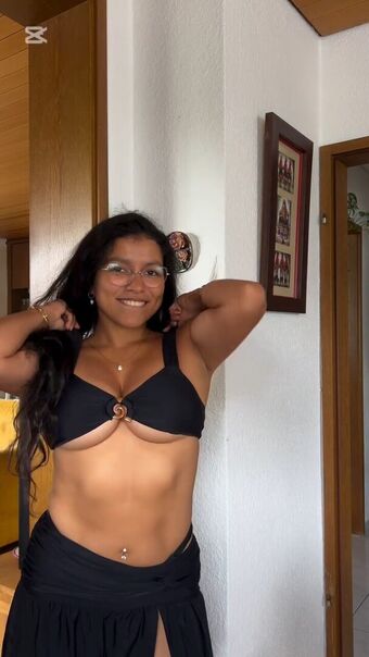 Vaninileon Nude Leaks OnlyFans Photo 4