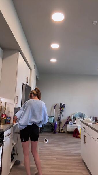 veronicafreymusic Nude Leaks OnlyFans Photo 34