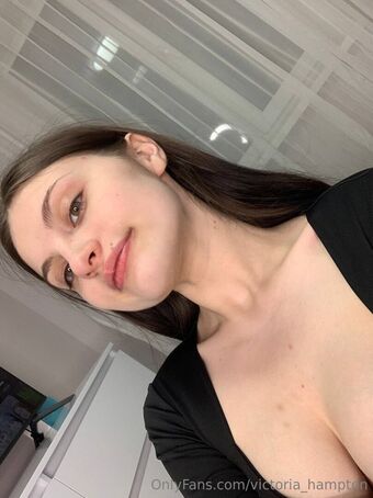 victoria_hampton