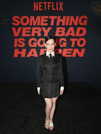 Victoria Pedretti Nude Leaks OnlyFans Photo 122