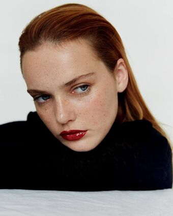 Viola Kovesh Nude Leaks OnlyFans Photo 1