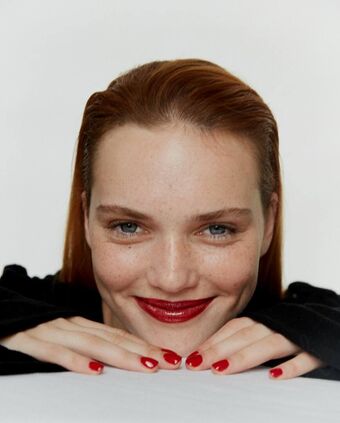 Viola Kovesh Nude Leaks OnlyFans Photo 3