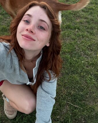 Violet Brinson Nude Leaks OnlyFans Photo 85