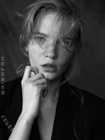 Vivien Michelle Nude Leaks OnlyFans Photo 23