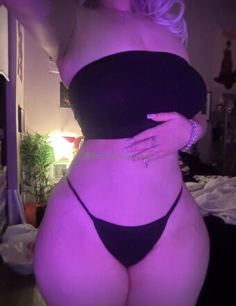 Waifuafterhours (yurrrilol)