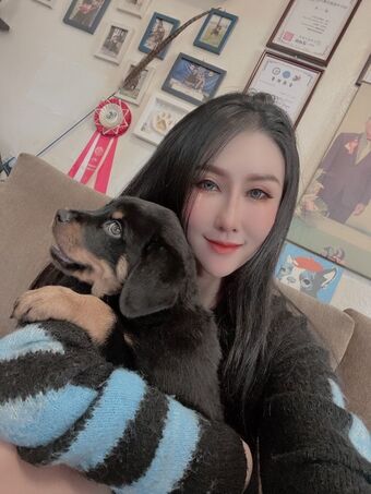 Wei Ling 凌薇