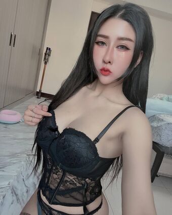 Wei Ling 凌薇 Nude Leaks OnlyFans Photo 29