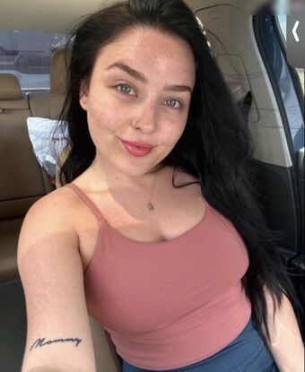 Wer ist das und gibt’s zu ihr schon was?