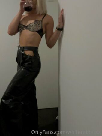 whiterabbitxx Nude Leaks OnlyFans Photo 6