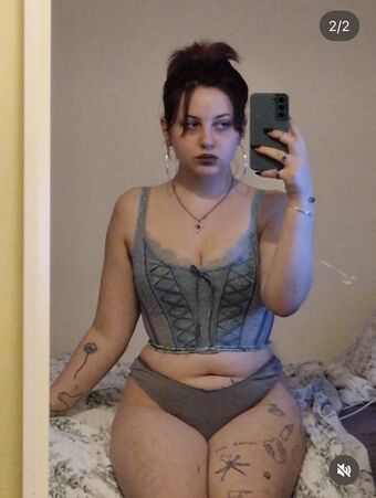 WOEFULLLY Nude Leaks OnlyFans Photo 4