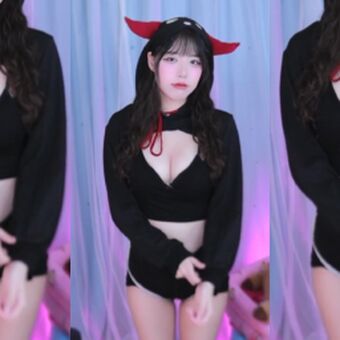 world1104 Nude Leaks OnlyFans Photo 37