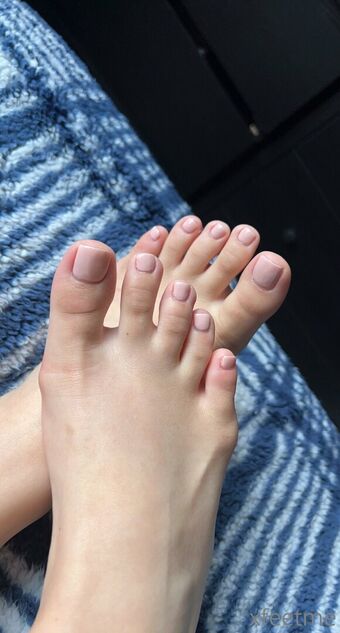 xfeetme Nude Leaks OnlyFans Photo 4